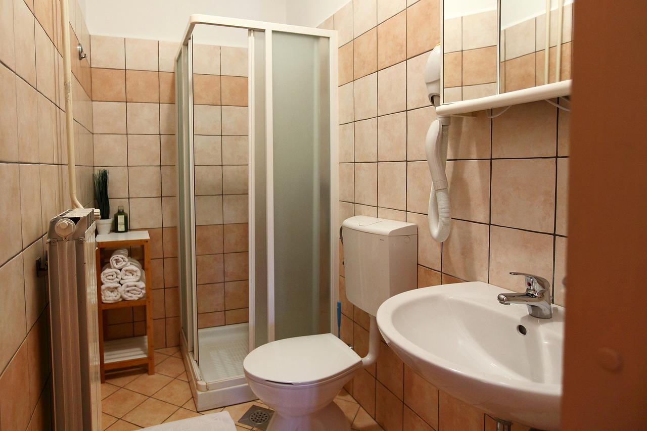 Guesthouse Risnik Divaca Exterior photo
